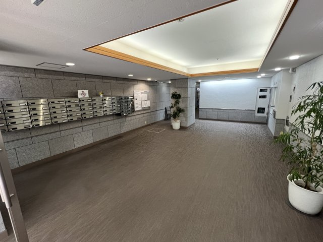 大阪市北区同心１丁目の事務所のロビー