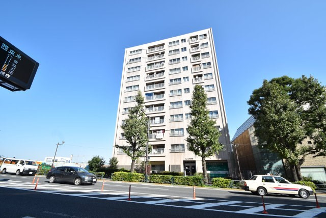 【現況写真】 | エントピア第3荻窪 | 前面道路と外観の様子です。～即日のご見学可能～　お問合せはお気軽にどうぞ。
