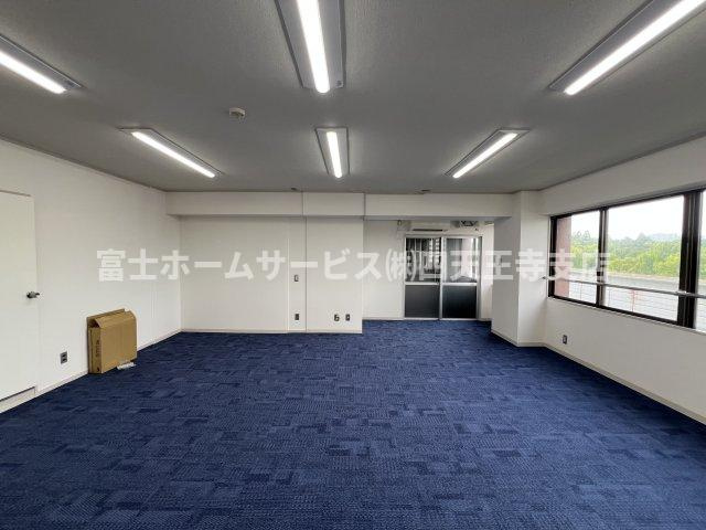 岡田ビルの内装