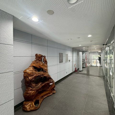 ブルーク長堀橋ビルのロビー
