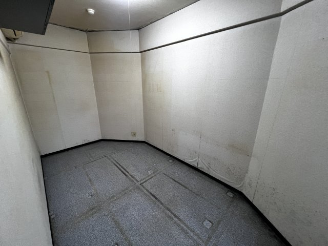 大阪市天王寺区松ケ鼻町の事務所の内装