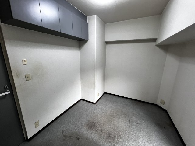 大阪市天王寺区松ケ鼻町の事務所の内装