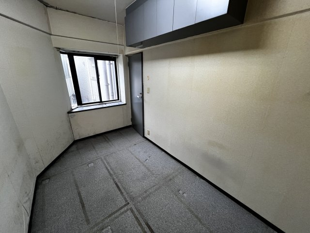 大阪市天王寺区松ケ鼻町の事務所の内装