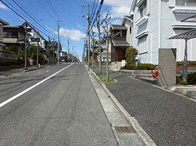 【前面道路含む現地写真】 | 広島市南区仁保南１丁目 アメニティタウン仁保南