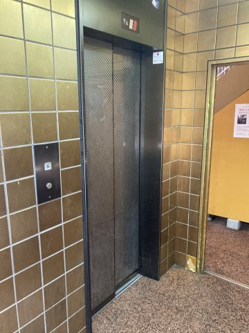 千日前ゴールデンフタバプラザのエントランス