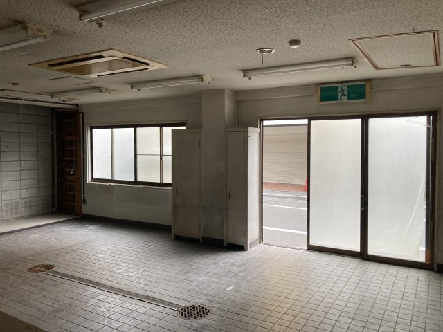 大阪市東淀川区大隅２丁目の店舗事務所の内装
