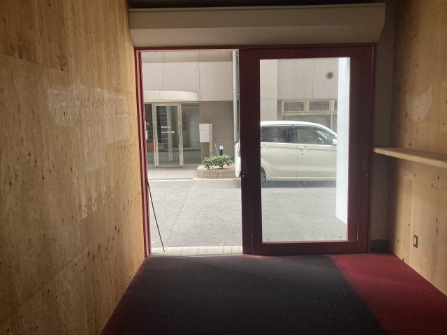 北浜　店舗ビルの内装