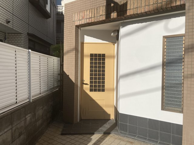 上新庄福徳ビルの外観