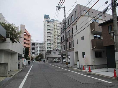 【前面道路含む現地写真】 | 広島市西区東観音町No.1