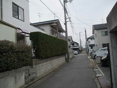 【前面道路含む現地写真】 | 広島市佐伯区藤垂園