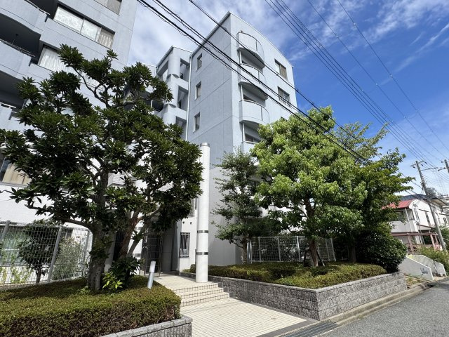 朝日プラザウエスティ神戸の外観
