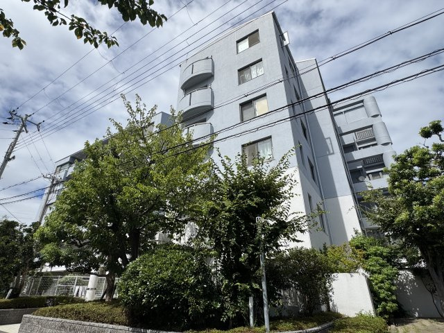 朝日プラザウエスティ神戸の外観