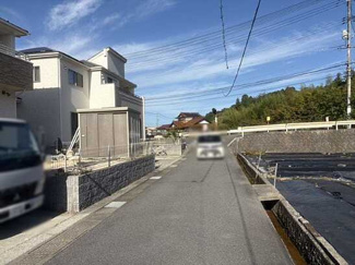【前面道路含む現地写真】 | 東広島市八本松南２丁目