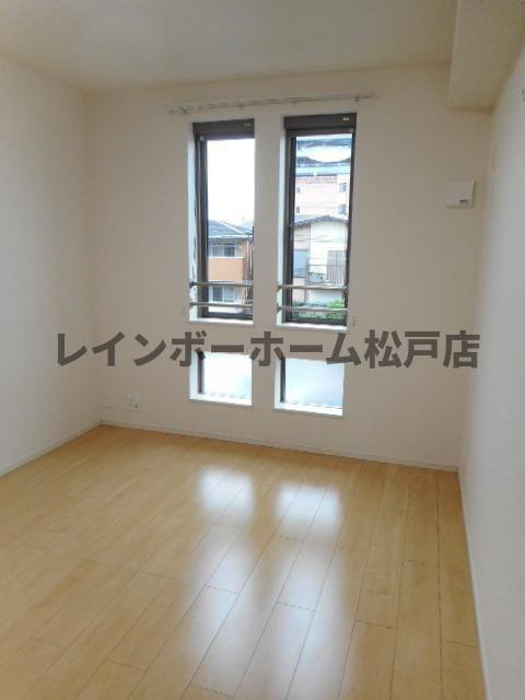松戸市樋野口のアパートの内装