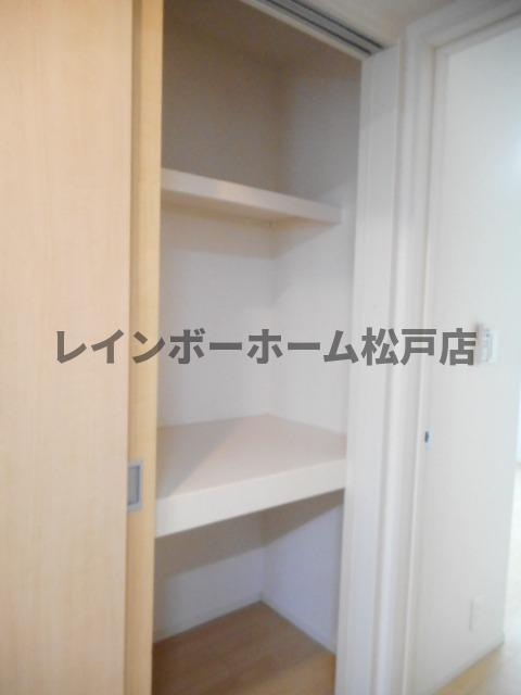 松戸市樋野口のアパートの収納