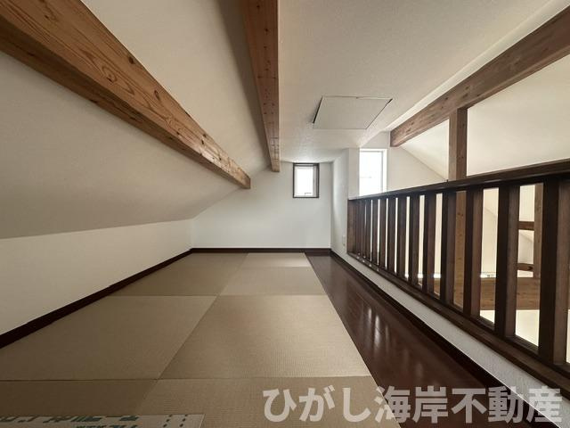 茅ケ崎市東海岸南３丁目　中古戸建の設備|新規リフォーム完了！　5帖　ロフト