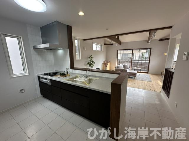 茅ケ崎市東海岸南３丁目　中古戸建のキッチン|新規リフォーム完了！　キッチンスペース