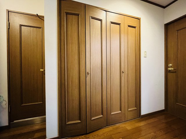 オーガスタコート夙川　4階の収納|収納箇所の豊富な物件です♪