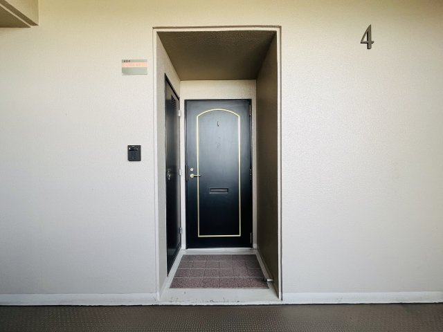 オーガスタコート夙川　4階の玄関|きれいな玄関です