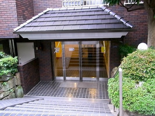 ヴェルデ山王１号館のエントランス|ヴェルデ山王１号館：「大森」駅徒歩５分！