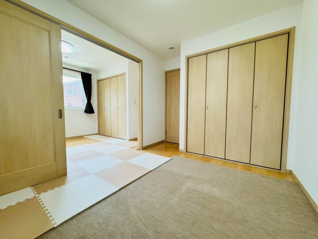 一条工務店施工　中古住宅の洋室