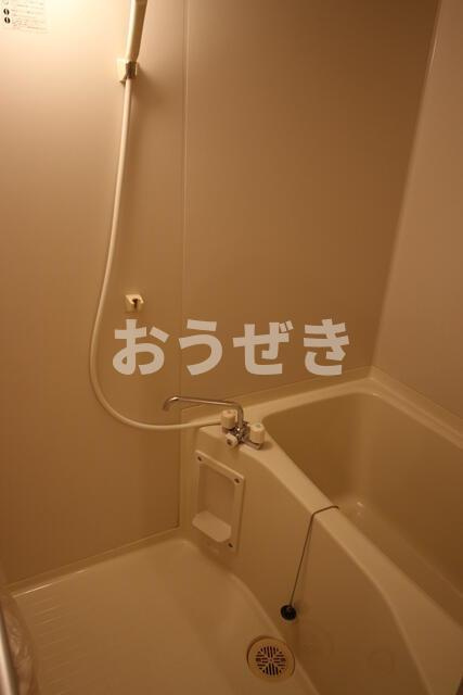 ソレイユ本牧の浴室