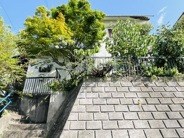 神戸市須磨区妙法寺字兀山の庭