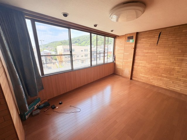 神戸市須磨区宝田町３丁目の洋室|各部屋通風、採光共に良好です♪