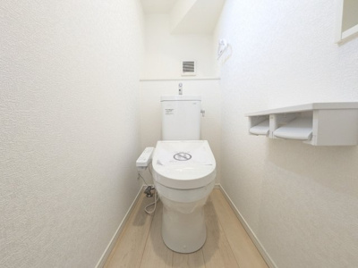 【トイレ】 | 【温品3丁目】独立２帖の書斎付き！４ＬＤＫ＋ワークスペース