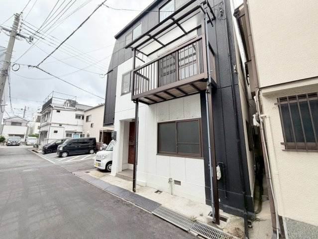 神戸市長田区海運町四丁目の外観|スタイリッシュな外観です