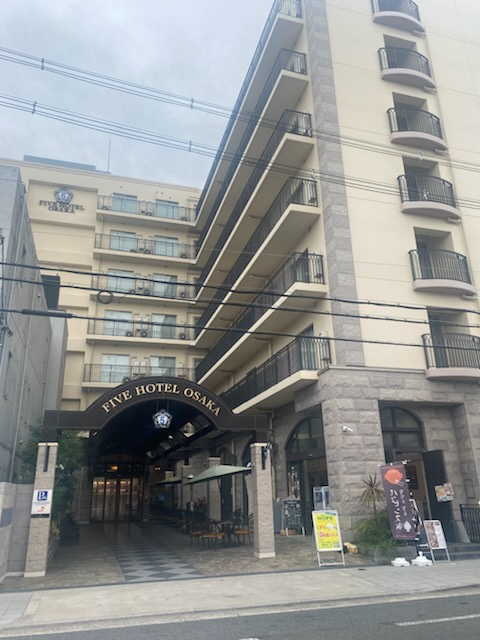 FIVEHOTELOSAKA1階（敷地内）の外観