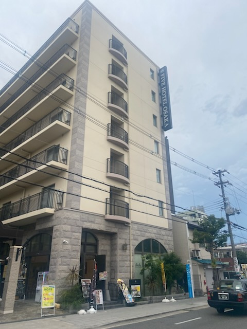 FIVEHOTELOSAKA1階（敷地内）の外観