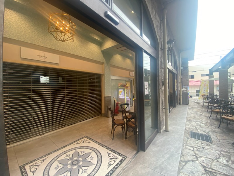 FIVEHOTELOSAKA1階（敷地内）