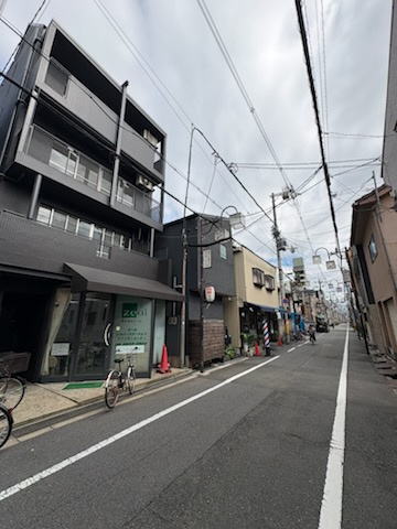 ルネサンライズHORIMOTO1階