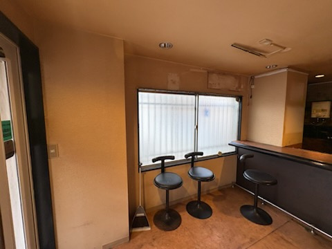 アイビーハイツ岸里1階