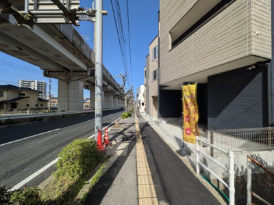 【前面道路含む現地写真】 | 【府中町浜田本町】交通・生活インフラの充実度を重要視する方に！