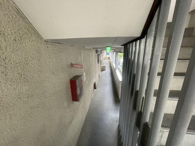 大阪市東淀川区菅原４丁目の倉庫のロビー