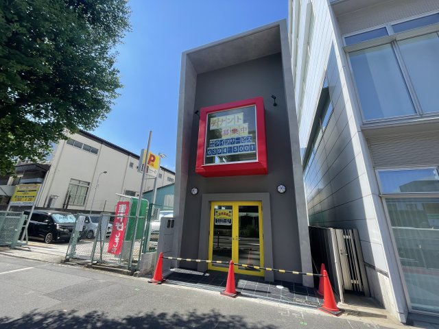 大阪市淀川区三国本町２丁目の店舗事務所