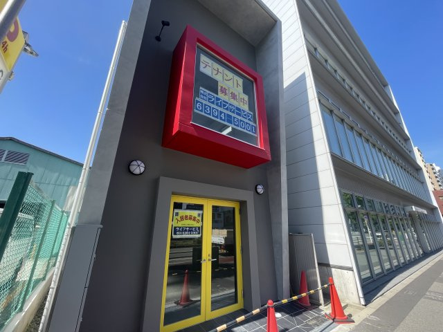 大阪市淀川区三国本町２丁目の店舗事務所の外観