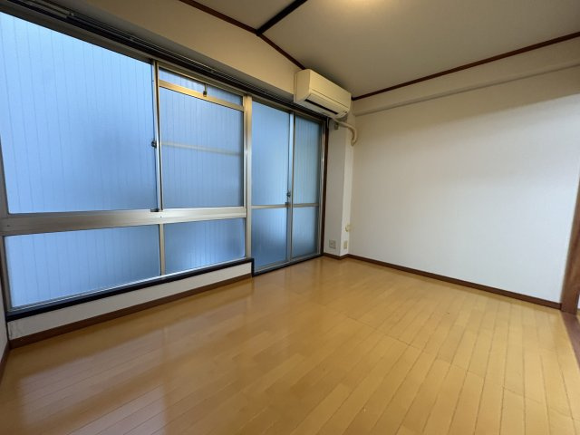 メゾン扇町の居間・リビング