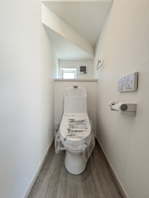 【トイレ】 | 【府中町本町２】永く住む我が家だから家族と環境に優しいオール電化の家♪