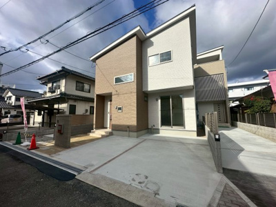 【前面道路含む現地写真】 | 【府中町本町２】永く住む我が家だから家族と環境に優しいオール電化の家♪