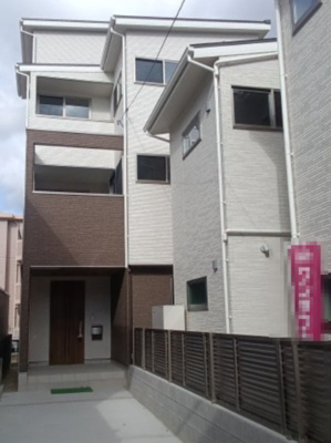 【外観】 | 【府中町本町２】プライベート重視の２階リビングとルーフバルコニーは憩いの空間♪