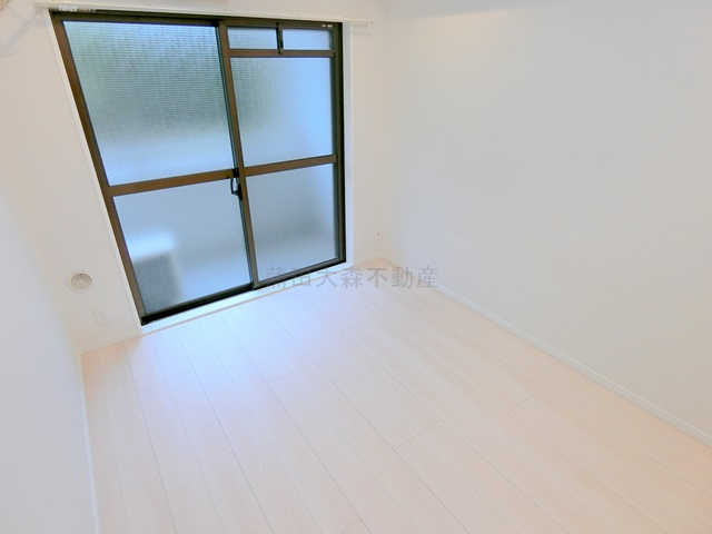 ステーションプラザ多摩川の居間・リビング