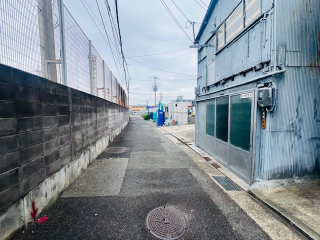 神戸市長田区南駒栄町の前面道路含む現地写真