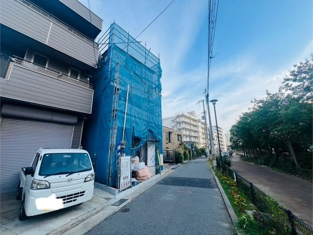 神戸市長田区六番町新築戸建の前面道路含む現地写真