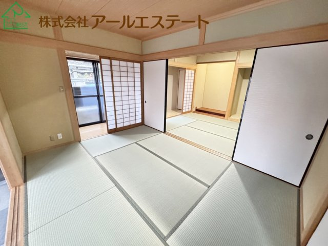 姫路市飾磨区妻鹿　　山陽電鉄「妻鹿駅」徒歩10分の和室