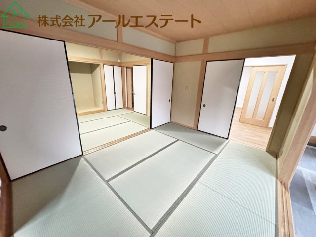 姫路市飾磨区妻鹿　　山陽電鉄「妻鹿駅」徒歩10分の和室