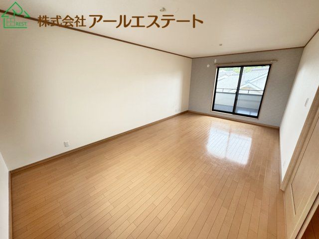 姫路市飾磨区妻鹿　　山陽電鉄「妻鹿駅」徒歩10分の洋室