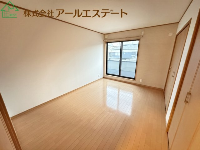 姫路市飾磨区妻鹿　　山陽電鉄「妻鹿駅」徒歩10分の子供部屋